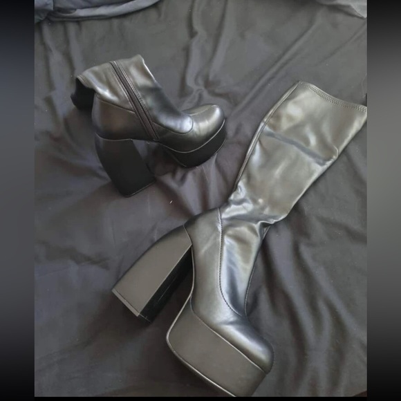 High platform boots - Picture 6 of 7